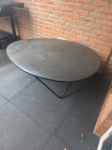 zwart marmeren salontafel t.e.a.b.