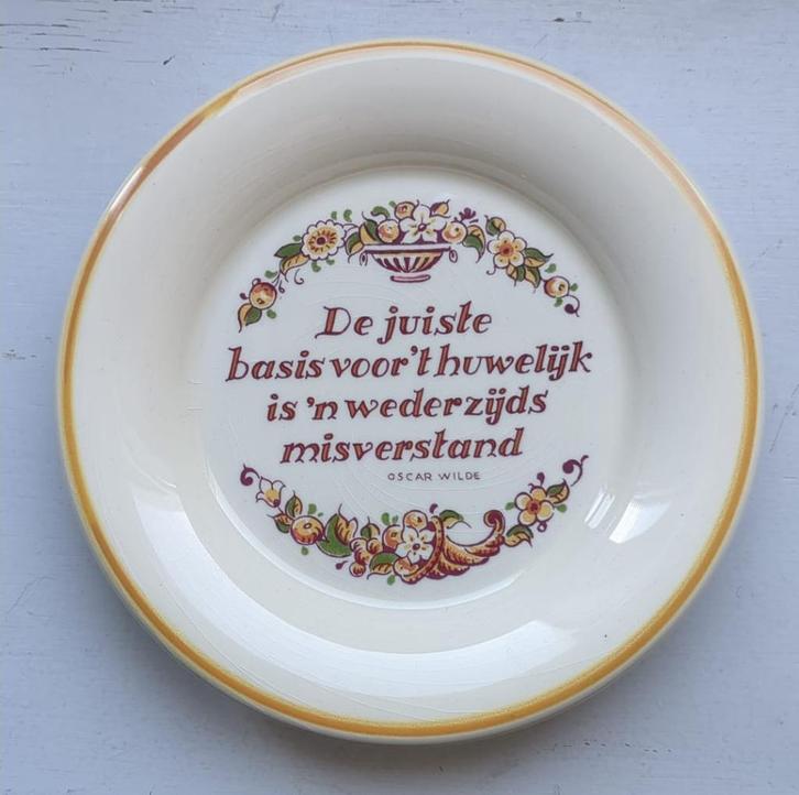 wandbord oscar wilde huwelijk, Antiek en Kunst, Antiek | Wandborden en Tegels, Ophalen of Verzenden