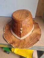 Vintage leren hoed met uniek design crocodile donderdag M, Antiek en Kunst, Antiek | Kleding en Accessoires, Ophalen of Verzenden