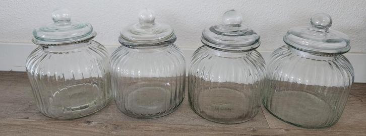4 stuks voorraadpotten ongeveer 2 liter, Huis en Inrichting, Keuken | Potten en Pannen, Zo goed als nieuw, Pot, Bus of Blik, Glas