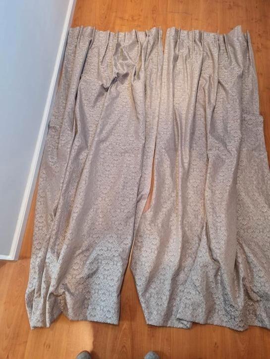 Gevoerde verduisterende overgordijnen zilver grijs, Huis en Inrichting, Stoffering | Gordijnen en Lamellen, Zo goed als nieuw