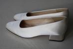 Schoenen maat 5 (maat 38), Pumps, Wit, Ophalen of Verzenden, Gedragen