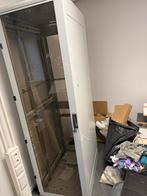 Afsluitbare IJzeren Kast - Zeer Stevig, Ophalen of Verzenden, Gebruikt, Glas, Plaatstaal