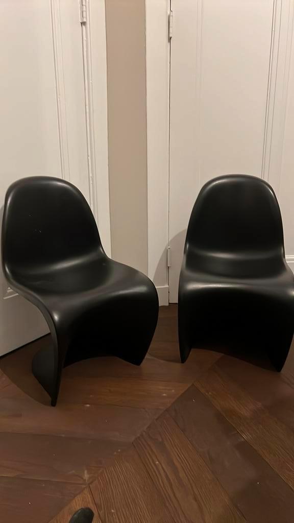 Kinderstoeltjes S chair (Vitra Panton), Huis en Inrichting, Stoelen, Zo goed als nieuw, Twee, Kunststof, Zwart, Ophalen