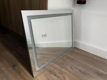 Anti condens Badkamerspiegel met verlichting beschikbaar voor biedingen