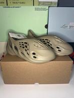 Yeezy foam runner Stone Salt 44,5 / 10, Kleding | Heren, Overige kleuren, Nieuw, Ophalen of Verzenden, Sneakers of Gympen