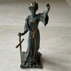 Sculptuur van brons groen gepatineerd van Vrouwe Justitia, Verzenden