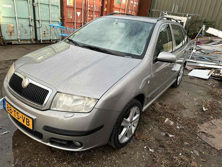 Skoda Fabia 1.4 Combi 55KW AUTOMAAT! 2007 Leder Open dak, Auto's, Skoda, Bedrijf, Fabia, Benzine, E, Stationwagon, Automaat, Origineel Nederlands