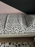 NIEUW! Dekbedovertrekset, hoeslaken en vloerkleed van H&M., Huis en Inrichting, Slaapkamer | Beddengoed, Eenpersoons, Beige, Dekbedovertrek