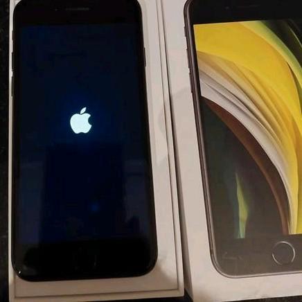Apple iPhone SE (2e generatie), Telecommunicatie, Mobiele telefoons | Apple iPhone, Zo goed als nieuw, 64 GB, iPhone SE (2020)