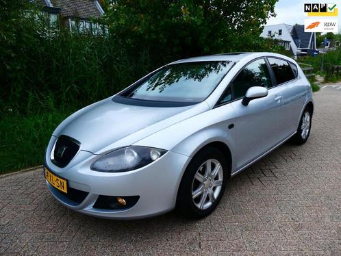 Seat Leon 1.6i 102pk Clima Cruise Schuifdak Geen import Youn, Auto's, Seat, Bedrijf, Te koop, Leon, ABS, Airbags, Airconditioning