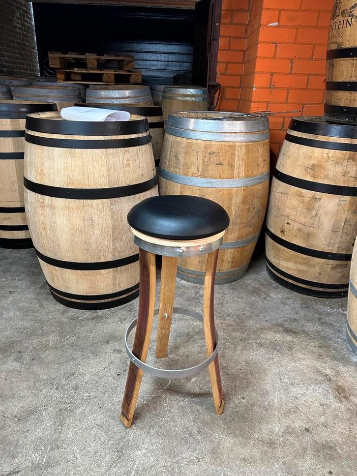 Barkrukken | nieuw | rugleuning | logo, Huis en Inrichting, Barkrukken, Zo goed als nieuw, 60 tot 90 cm, Hout, Ophalen