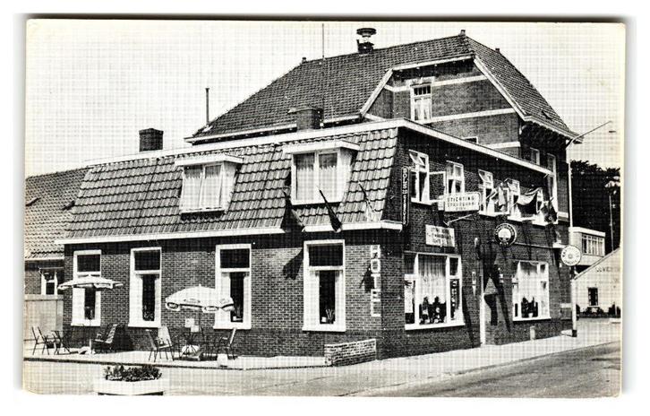 Beerta, Hotel-Café-Restaurant "Gemeentehuis", Verzamelen, Ansichtkaarten | Nederland, Ongelopen, Groningen, 1940 tot 1960, Verzenden