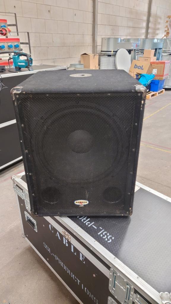 Samson Subwoofer Speaker db1800a, Muziek en Instrumenten, Versterkers | Keyboard, Monitor en PA, Gebruikt, P.A., 500 tot 1000 watt