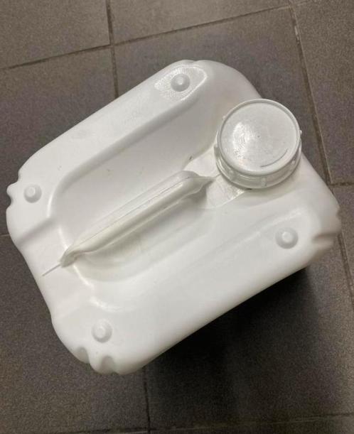 Jerrycans/ emmers van 10 liter, Huis en Inrichting, Emmers, Kunststof, Ophalen of Verzenden