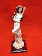 Beeld beeldje Giuseppe armani, Ophalen of Verzenden