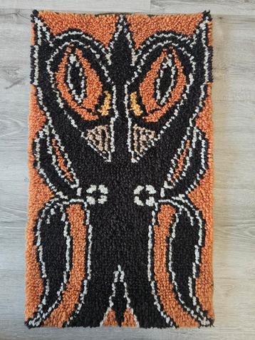 Vintage Smyrna wol handgeknoopt retro kleed met uil beschikbaar voor biedingen