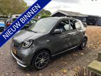 Smart Forfour EQ BRABUS 18 kWh/82PK LEER|PANO|STOEL&STUURVER, Auto's, Smart, Automaat, Achterwielaandrijving, Gebruikt, ForFour