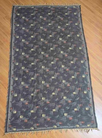 Vintage kleed 219/128 beschikbaar voor biedingen
