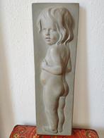 Prachtige oude plaquette in reliëf, van Gebr. Van Paridon,, Verzenden