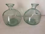 2 aqua blauwe vazen glas, Huis en Inrichting, Woonaccessoires | Vazen, Glas, Ophalen of Verzenden, Zo goed als nieuw