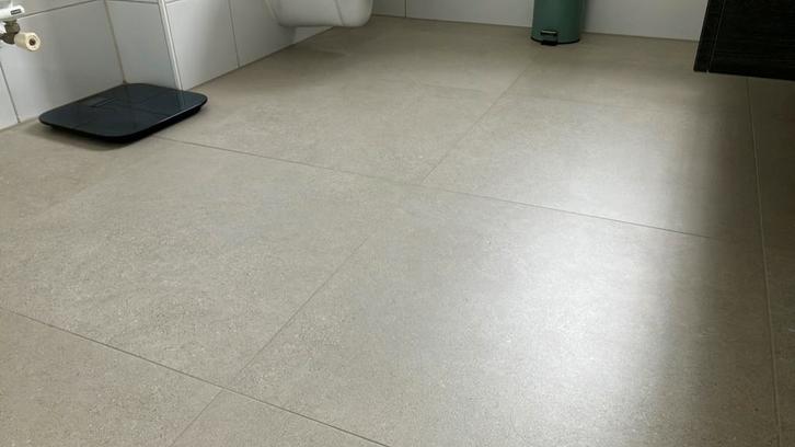 Nieuwe wand- of vloertegels te koop, Doe-het-zelf en Verbouw, Tegels, Nieuw, Vloertegels, Keramiek, 60 cm of meer, 10 m² of meer