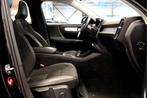 Volvo XC40 2.0 T4 140kW/190pk Aut8 Intro Pro PANORAMADAK + H, 15 km/l, Leder en Stof, Zwart, SUV of Terreinwagen