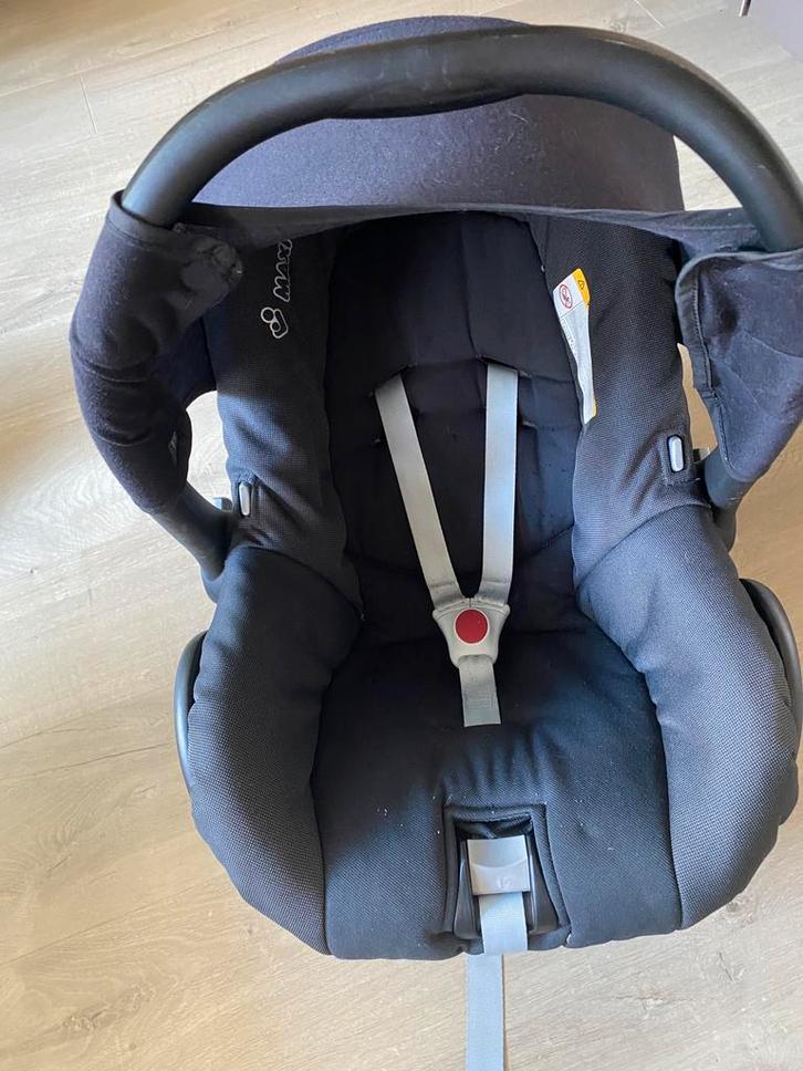 Maxi-cosi Citi autostoeltje zwart oud model, Kinderen en Baby's, Autostoeltjes, Gebruikt, Maxi-Cosi, 0 t/m 13 kg, Autogordel, Ophalen