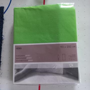 hoeslaken groen beschikbaar voor biedingen