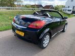 Opel Tigra cabrio electrisch okt. 2005. Nieuwe APK en banden, Auto's, Voorwielaandrijving, 4 cilinders, Cabriolet, 160 pk