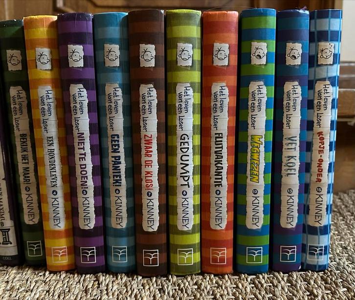 Jeff Kinney - Bekijk het maar!, Boeken, Kinderboeken | Jeugd | 10 tot 12 jaar, Zo goed als nieuw, Ophalen of Verzenden