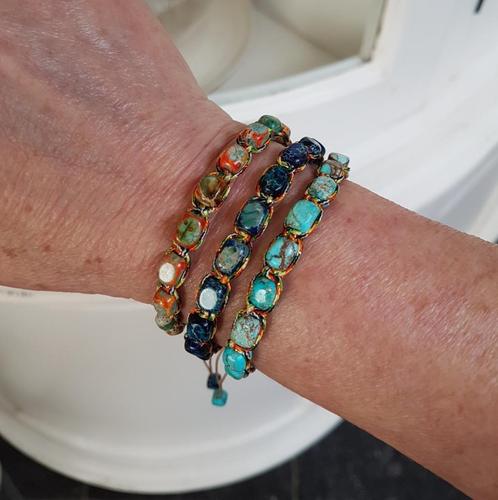 Bohemian armband in 2 verschillende kleuren., Sieraden, Tassen en Uiterlijk, Armbanden, Nieuw, Overige materialen, Overige kleuren