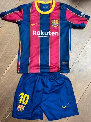 Nike messi voetbal pak maat 140 beschikbaar voor biedingen