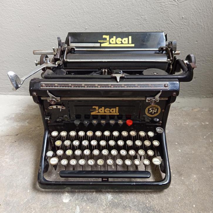 Oude Duitse Typemachine IDEAL SEIDEL NAUMANN Duitsland 1937, Diversen, Typemachines, Gebruikt, Ophalen of Verzenden