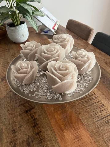 Roos Kaarsen Set - Nieuw & Decoratief beschikbaar voor biedingen