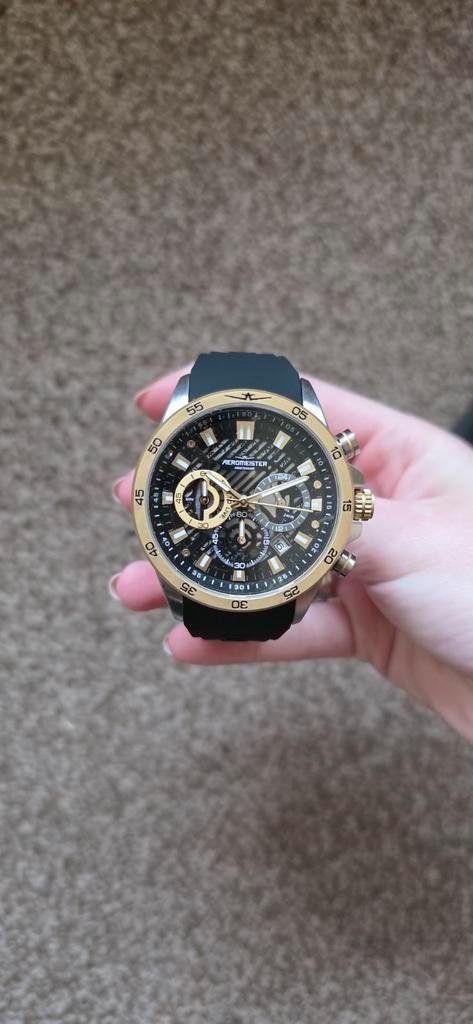 gekregen, niet mijn smaak. nieuw waarde 450.met certificaat, Sieraden, Tassen en Uiterlijk, Horloges | Heren, Nieuw, Polshorloge