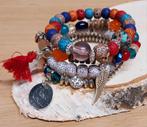 Boho armbanden set met bedels en kwastje multi color, Nieuw, Overige materialen, Met bedels of kralen, Ophalen of Verzenden