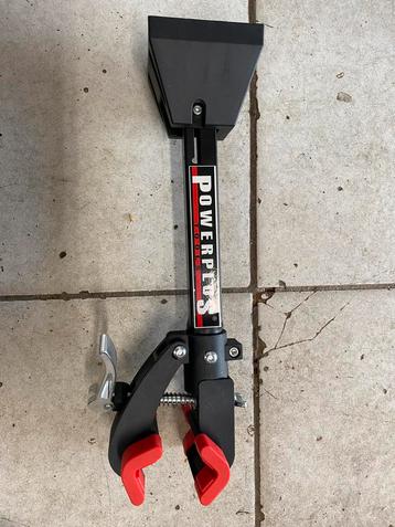 Twee fietsen steunen Powerplus beschikbaar voor biedingen