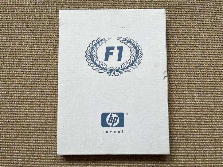 F1 Formule 1 jaarboek 2005 HP promotional Frits van Eldik, Verzamelen, Automerken, Motoren en Formule 1, Zo goed als nieuw, Formule 1
