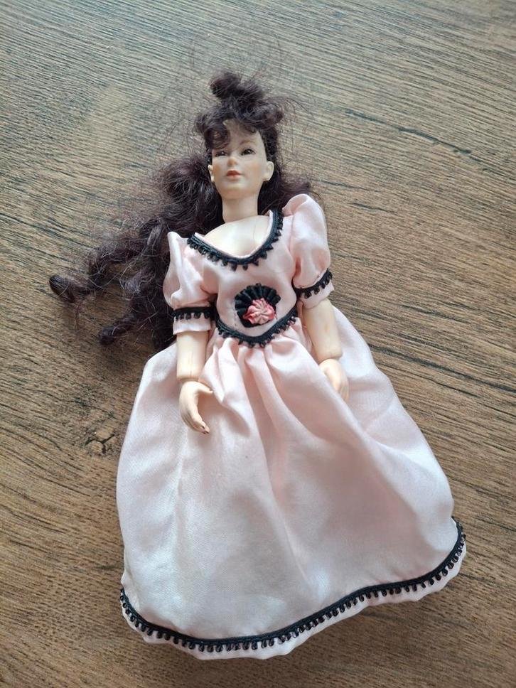 Vintage Doll House-pop  van Heidi Ott, Verzamelen, Poppenhuizen en Toebehoren, Gebruikt, Poppenhuis, Ophalen of Verzenden