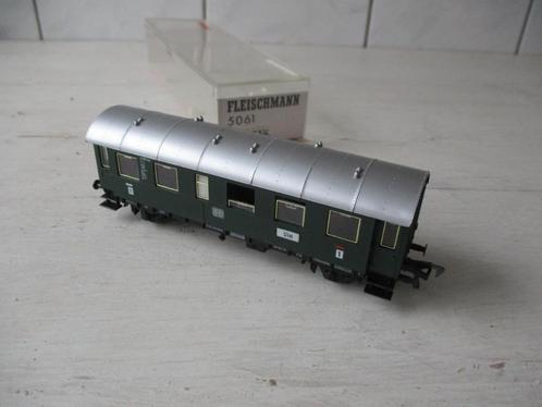 Fleischmann Personen Wagen DB no 5061, Hobby en Vrije tijd, Modeltreinen | H0, Zo goed als nieuw, Wagon, Gelijkstroom, Fleischmann