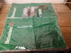 2x Heineken barmat /handdoek + jaren 80 bierblik aan koord, Verzamelen, Biermerken, Heineken, Ophalen of Verzenden