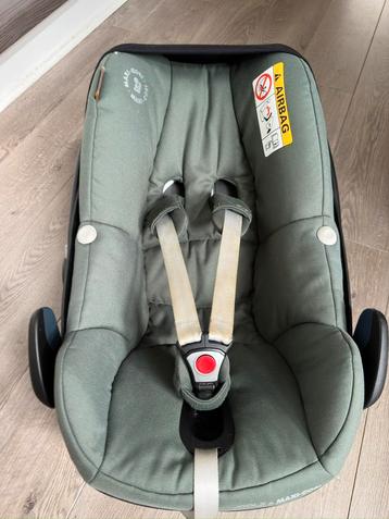 Maxi Cosi Pebble Pro i-size by Joolz ( green) beschikbaar voor biedingen