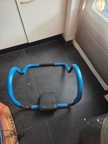 Buikspiertrainer - Gebruikt beschikbaar voor biedingen