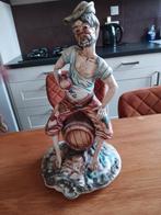 Vintage Capodimonte Figuur - Dronken Man op Vat, Ophalen of Verzenden