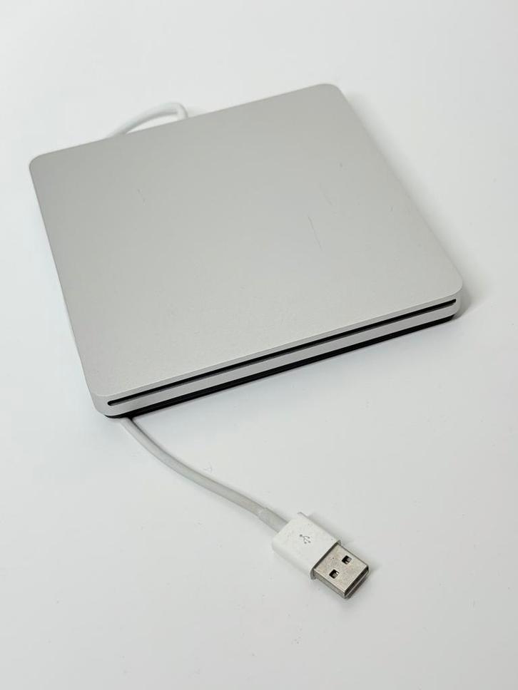 Apple USB SuperDrive, Computers en Software, Optische drives, Gebruikt, Extern, MacOS, Cd, Dvd, Ophalen of Verzenden