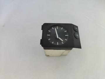 Klok analoog BMW 3 serie E36 62131387414 1387414 beschikbaar voor biedingen