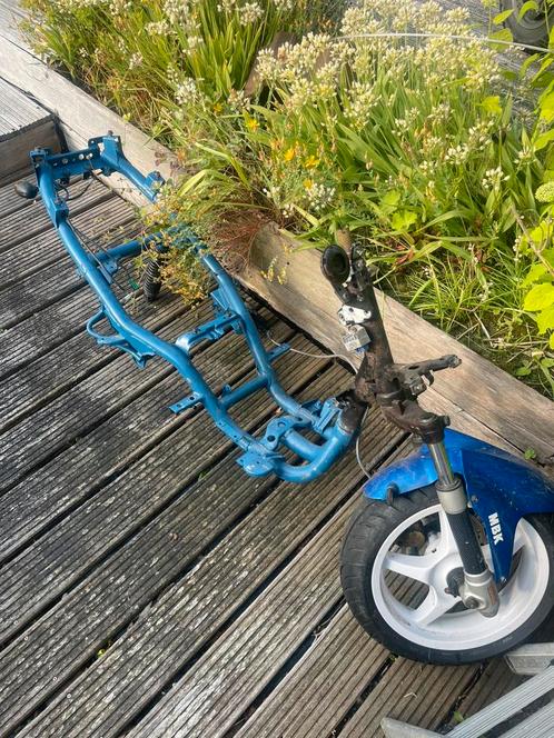 Aerox frame zonder wok, Fietsen en Brommers, Brommeronderdelen | Snorfietsen, Zo goed als nieuw, Yamaha, Frame, Ophalen of Verzenden