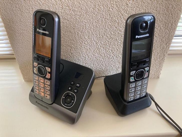 Panasonic dect telefoon met antwoordapparaat / duo set., Telecommunicatie, Vaste telefoons | Handsets en Draadloos, Gebruikt, 2 handsets