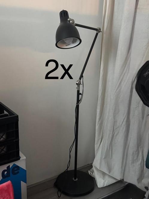 IKEA AROD lampen 2 stuks, Huis en Inrichting, Lampen | Vloerlampen, Zo goed als nieuw, 150 tot 200 cm, Glas, Metaal, Ophalen of Verzenden